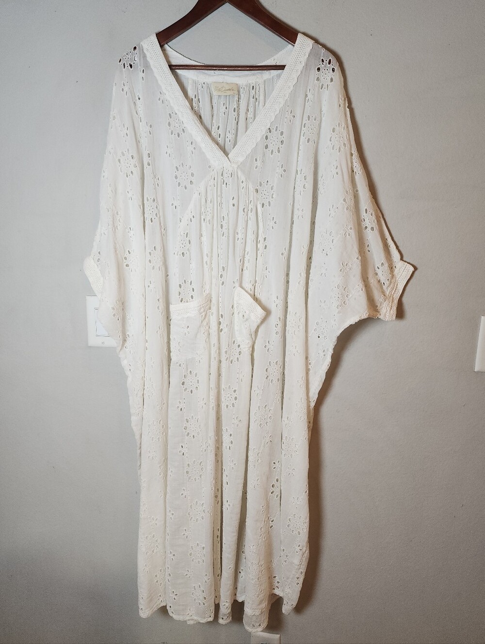 One Size Mes Demoiselles Paris 100% Cotton White Eyelet Kaftan Maxi Dress Pocket